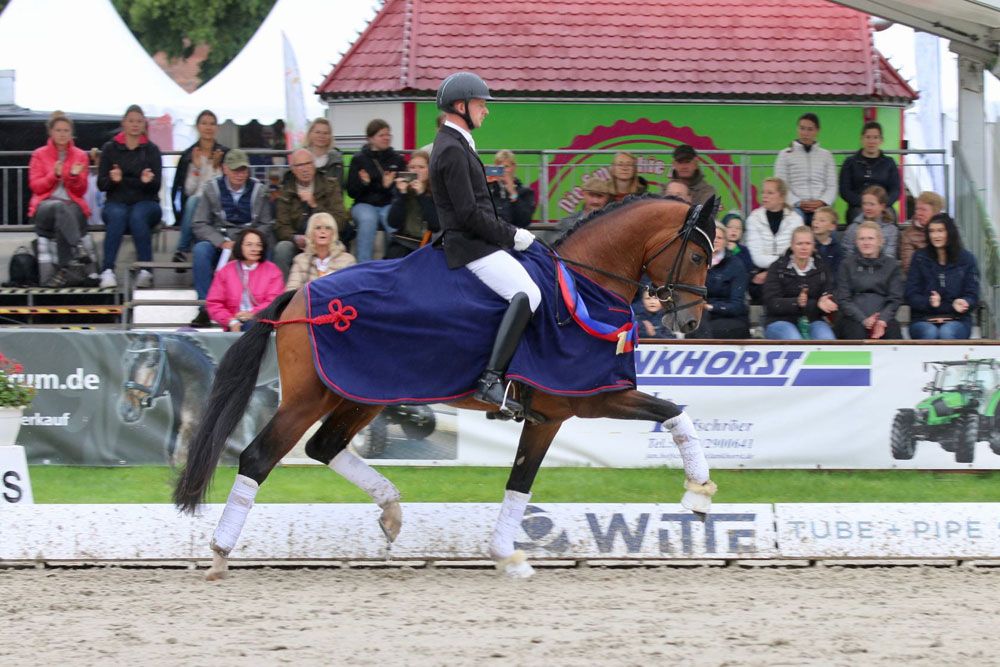 Bon Bolero OLD - Image 3